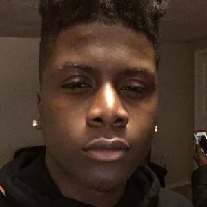 Meet your Posher, Dontrae